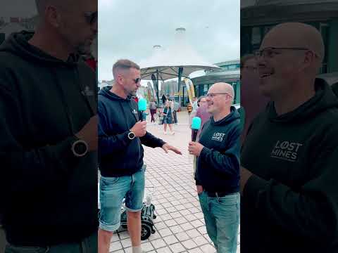 Chatting with Alan from @LostMines  in Aberystwyth. #aberystwyth #ceredigion #chocolate #wales